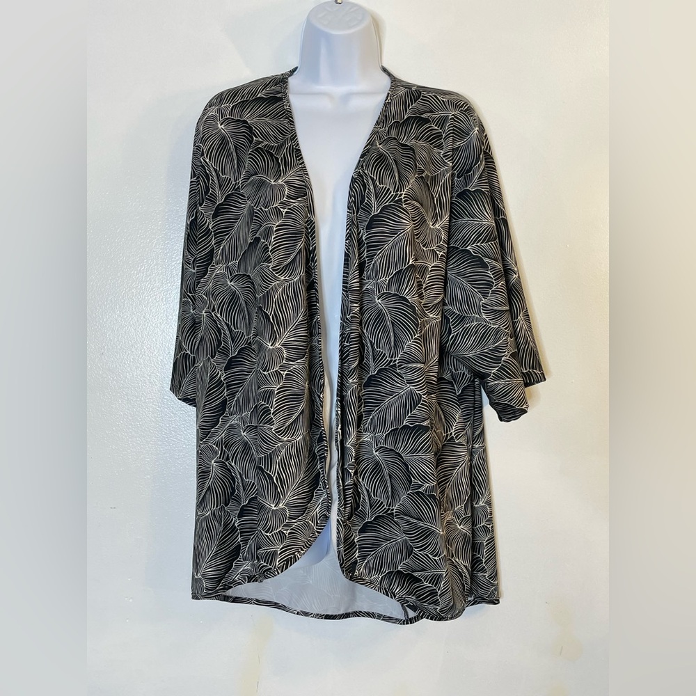 Made in Hawaii Kimono top